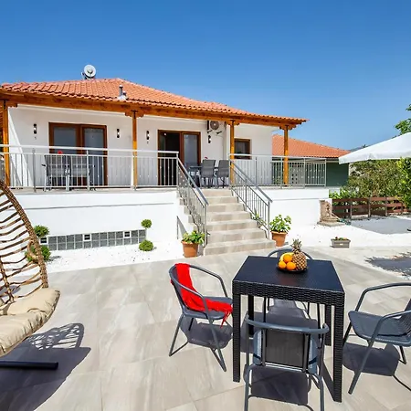 Apartman Maison Limenária