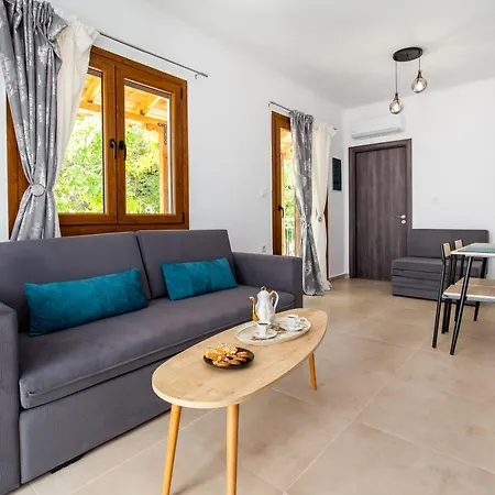 Maison 利迈纳里亚